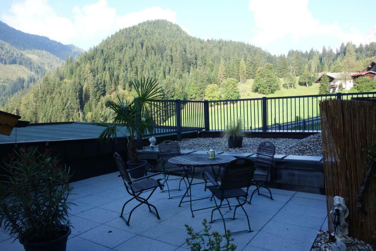 Haus Fuchs Apartamento Sankt Martin am Tennengebirge Exterior foto